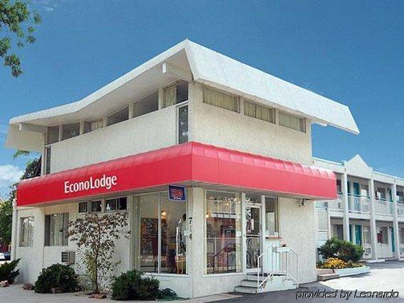 Econo Lodge Downtown Colorado Springs Eksteriør billede