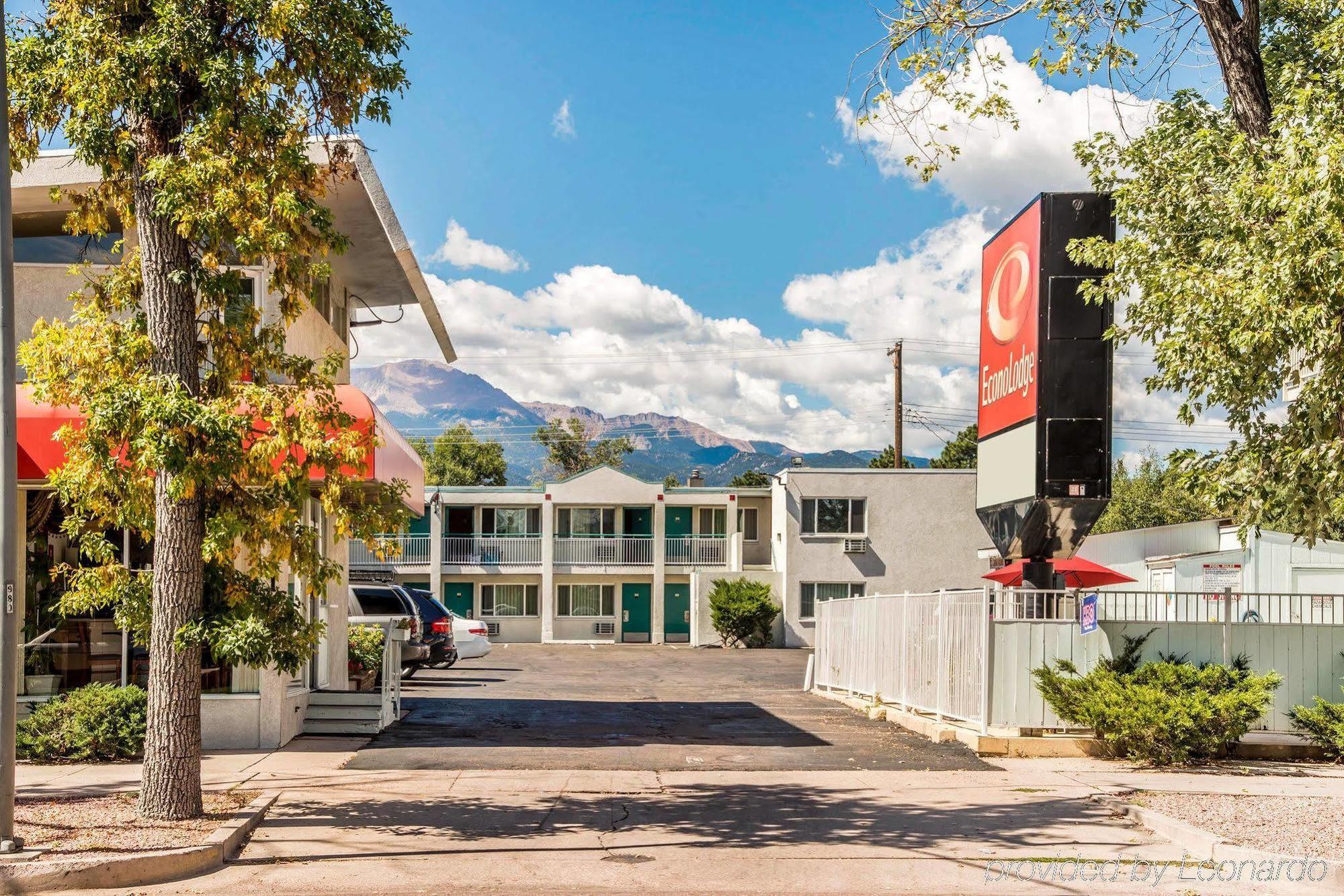 Econo Lodge Downtown Colorado Springs Eksteriør billede